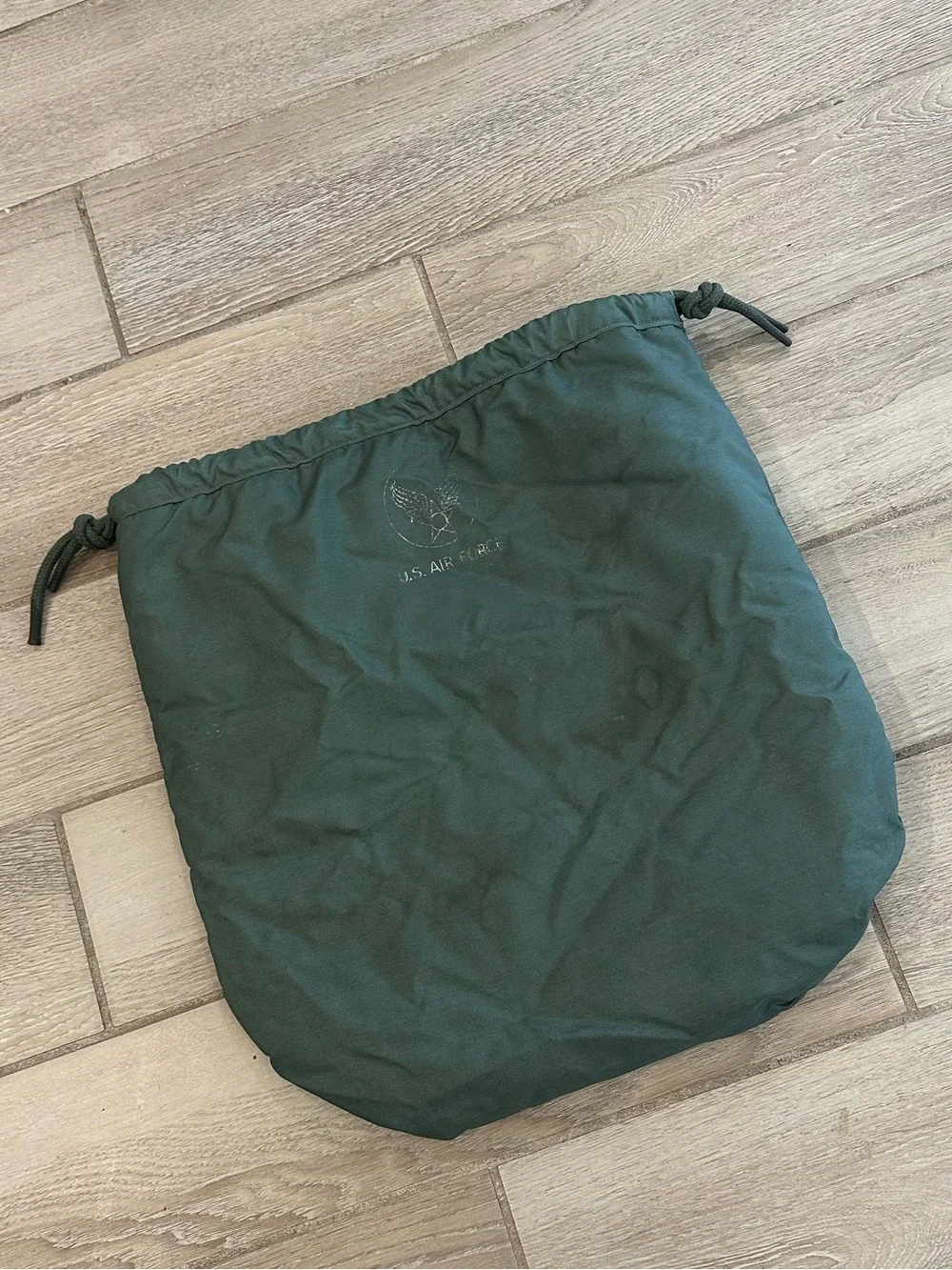 VTG WWII U.S. Air Force Helmet Bag (FSN 8415-650-6806)